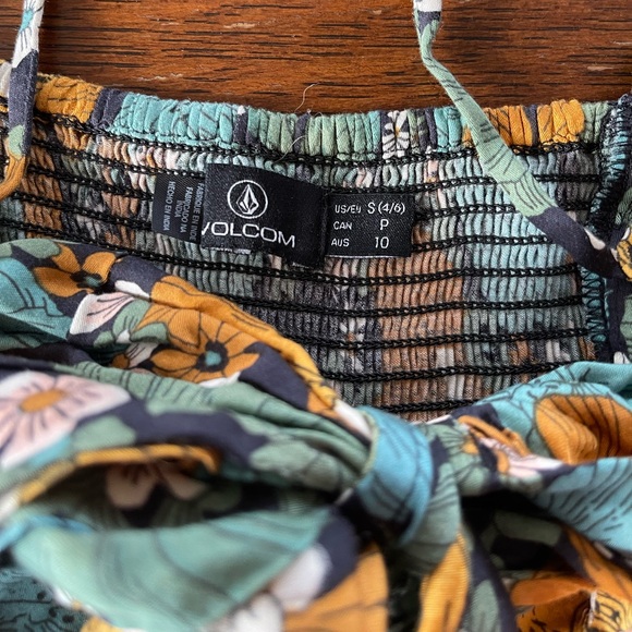 Volcom Floral Dress - Picture 4 of 6